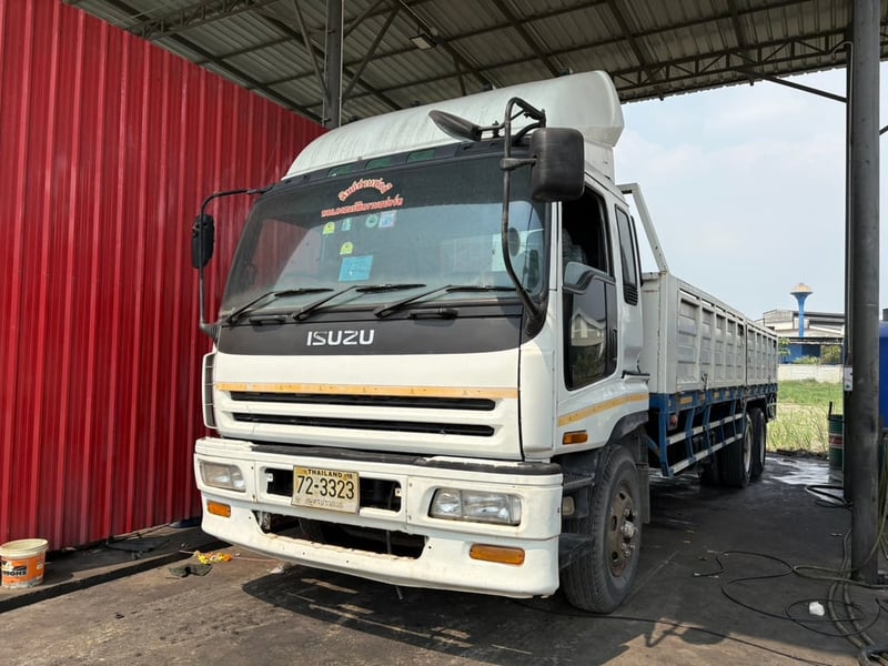 รถอีซูซุ10ล้อเพลาเดียวเครื่อง270แรงปี52 สภาพพร้อมใช้เครื่องดีแอร์เย็น