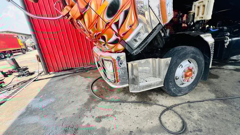 10ล้อดั้มอีซูซุ360ปี57มือเดียวป้ายแดงสภาพเดิมๆไมล์น้อย