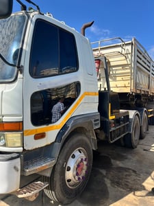 หัวลากมิตซูฟูโซ่เครื่อง260ปี48 มีระบบดั้ม 450000