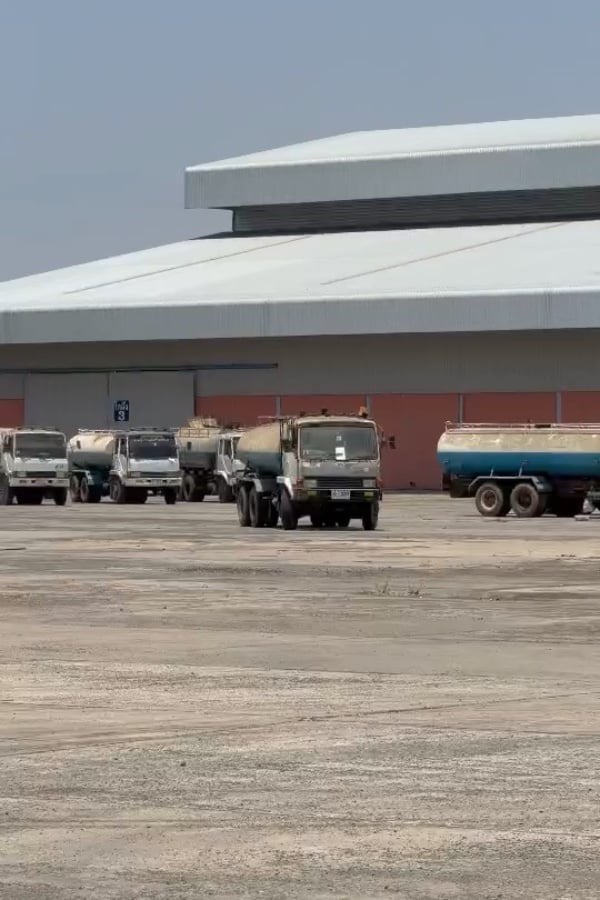 10 ล้อน้ำ10 มิตซูฟูโซ่ TDเอกสารไม่มีตามสภาพ