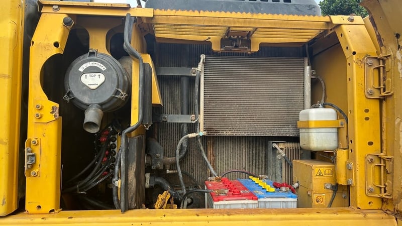  @____รถแบคโฮ KOMATSU PC160 LC-8 (มีเล่มทะเบียน!)