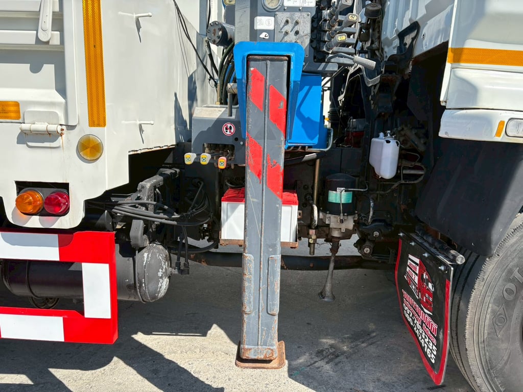 ♨️10 ล้อ 2 เพลา ติดเครน 5.5 ตัน ISUZU FVZ 200 แรง ♨️10 ล้อ 2 เพลา ติดเครน 5.5 ตัน ISUZU FVZ 200 แรง