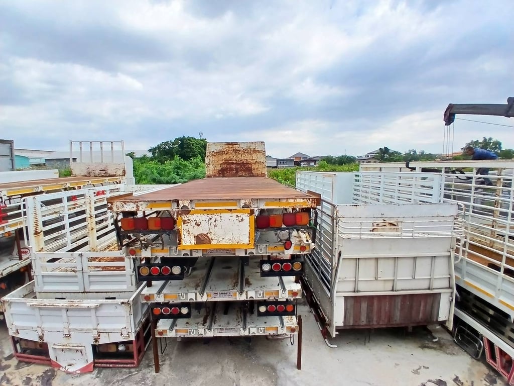 ตู้ กะบะ ตู้ห้องเย็น พื้นเรียบ หลังคาโดยสาร อุปกรณ์ตัวถังทุกประเภท ตู้ กะบะ ตู้ห้องเย็น พื้นเรียบ หลังคาโดยสาร อุปกรณ์ตัวถังทุกประเภท