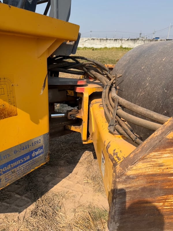 รถบดสั่นสะเทือน2เปลือก2เพลาวอลโว่สภาพดีเอกสารเล่มทะเบียน