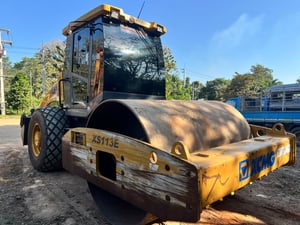 รถบดสั่นสะเทือนxcmg สองเพบา2เปลือก ชม.ทำงานน้อยมาก