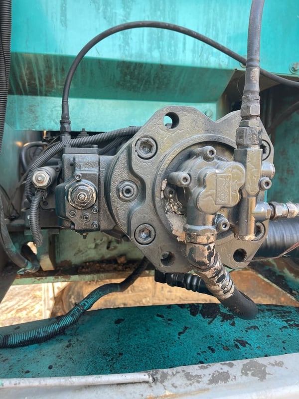 รถแม็คโครโกเบโก้ YN10 สภาพพร้อมใช้เอกสารเล่มทะเบียน