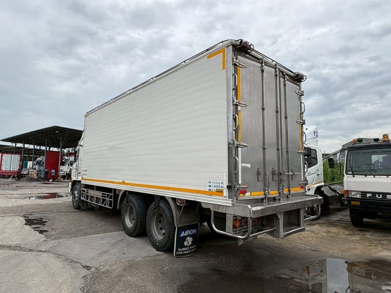 @____10ล้อตู้สแตนเลส แข้งแรง