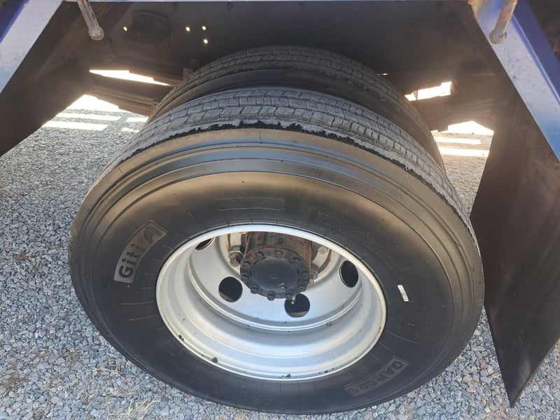 หกล้ออีซูซุFRR210ยาว5.6ม.กะบะคอกเปิดข้าง