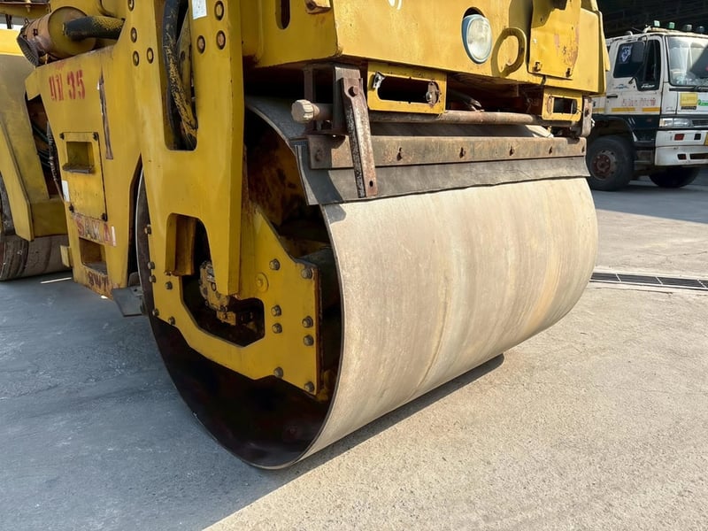 รถบดสั่นสะเทือน SAKAI SW70C (หน้าเหล็ก-หลังเหล็ก)(เบรคดาวน์)​ ​รุ่นยอดนิยม