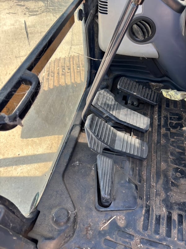 แมคโคร200-8n1โคมัสสึมีกล้องหลังสภาพเก่าเก็บ