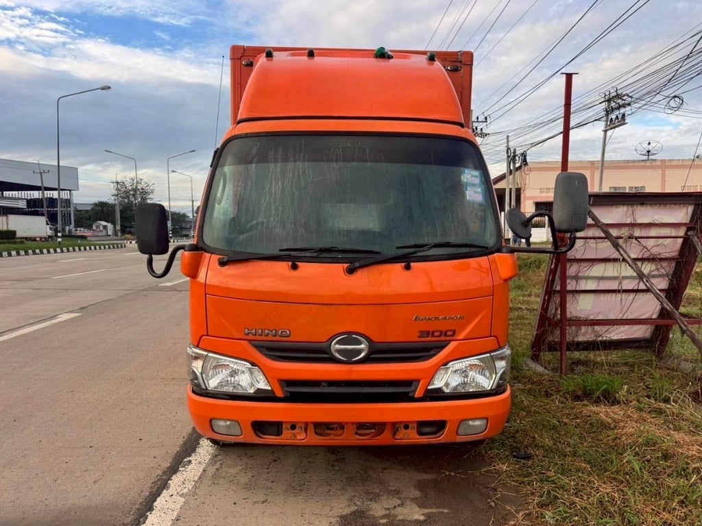 HINO XZU 136 ปี 64 รถ 4 ล้อ ไม่ติดเวลา พร้อมใช้