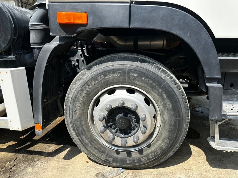 10ล้อ2เพลาโฟตอนสภาพป้ายแดงโม่ปูนใช้งานน้อยมาก