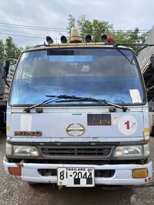 รถสเปย์ยางราคาเบาๆใช้งานได้ปกติ รถสเปย์ยางราคาเบาๆใช้งานได้ปกติ