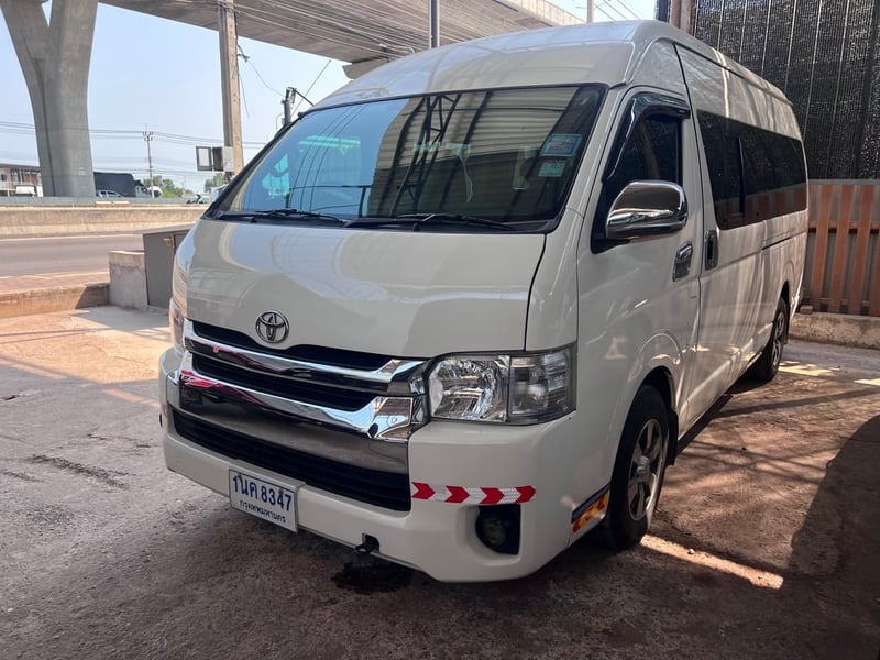 ขายรถตู้โตโยต้าคอมมูนิเตอร์