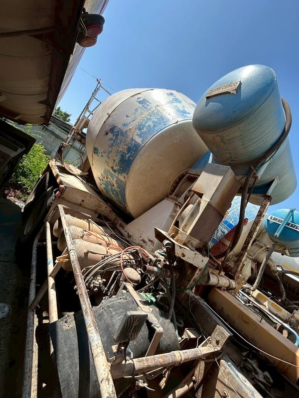 10ล้อ360อีซูซุโม่ปูน7คิวสภาพพร้อมใช้เก็บรายละเอียดนิดหน่อยใช้งานได้เลย