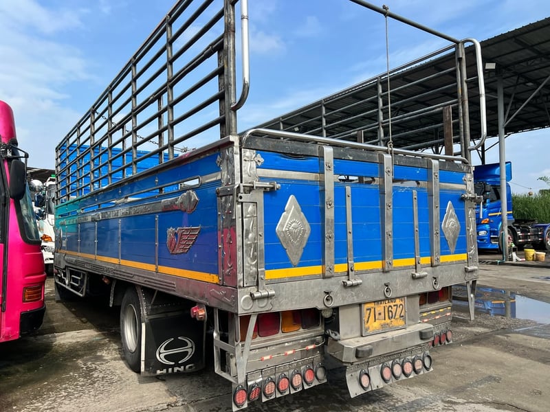 หกล้อฮีโน่FCเครื่อง210แรงปี62กะบะอลูมิเนียมเลสยาว6.5ม.ตามสภาพ890000