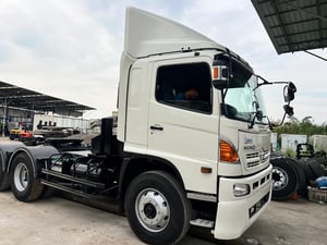 หัวลากฮีโน่344ปี58กะจกไฟฟ้าตัวสุดท้ายยางใหม่พร้อมใช้งาน หัวลากฮีโน่344ปี58กะจกไฟฟ้าตัวสุดท้ายยางใหม่พร้อมใช้งาน