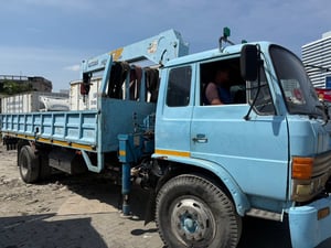 ขายหกล้อติดเครน3ปลอก2ชักทานาโน่ท้องv 5ตัน