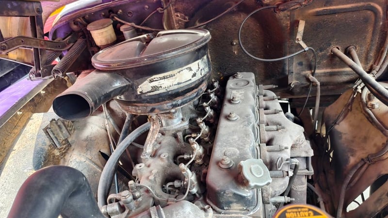 หกล้อหัวยาวรถน้ำเครื่อง 160 แรงม้า ระบบเบรกกิฟฟี่พร้อมระบบสเปรย์น้ำ ระบบเบรกกิฟฟี่พร้อมระบบสเปรย์น้ำ