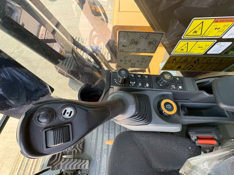 🚧รถแบ็คโฮ CAT 320 Next Gen ปี 2021 (สภาพสวยเดิมพร้อมลุยทุกที่) 🚧รถแบ็คโฮ CAT 320 Next Gen ปี 2021 (สภาพสวยเดิมพร้อมลุยทุกที่)