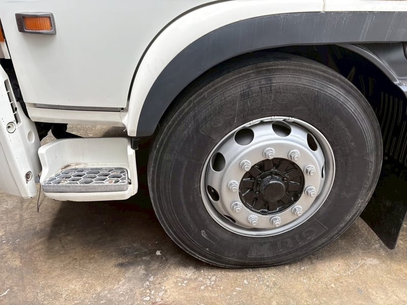 10ล้อฮีโน่วิคเตอรตู้เย็นปี59 10ล้อฮีโน่วิคเตอรตู้เย็นปี59