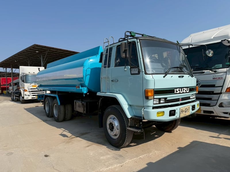 รถอีซูซุร้อคกี้นางฟ้า240แรงรถสเปย์น้ำแท้งค์ใหม่ยางสภาพใหม่พร้อมใช้งาน รถอีซูซุร้อคกี้นางฟ้า240แรงรถสเปย์น้ำแท้งค์ใหม่ยางสภาพใหม่พร้อมใช้งาน