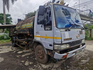 รถสเปย์ยางราคาเบาๆใช้งานได้ปกติ รถสเปย์ยางราคาเบาๆใช้งานได้ปกติ