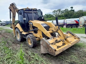 รถตักหน้า ขุดหลัง CAT 422F ขับ 4 พร้อมใช้งาน
