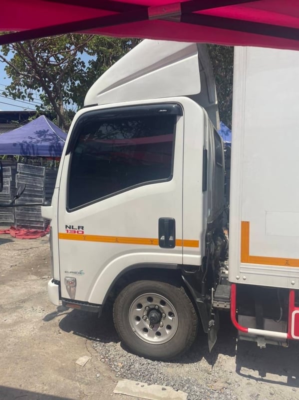 4ล้อไม่ติดเวลาNLR130ปี65ไมล์น้อยตู้แห้ง 4ล้อไม่ติดเวลาNLR130ปี65ไมล์น้อยตู้แห้ง