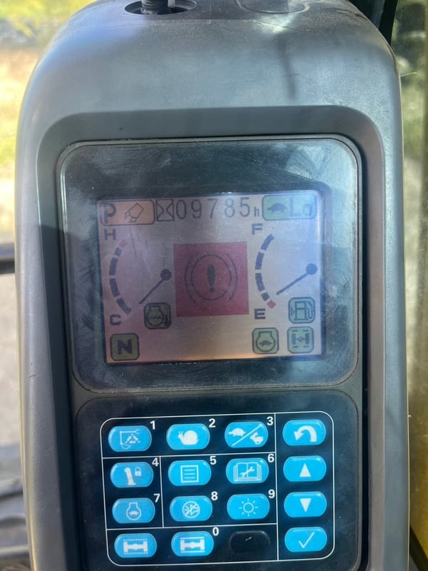 แมคโครล้อยาง โคมัตสุ 160-7EO