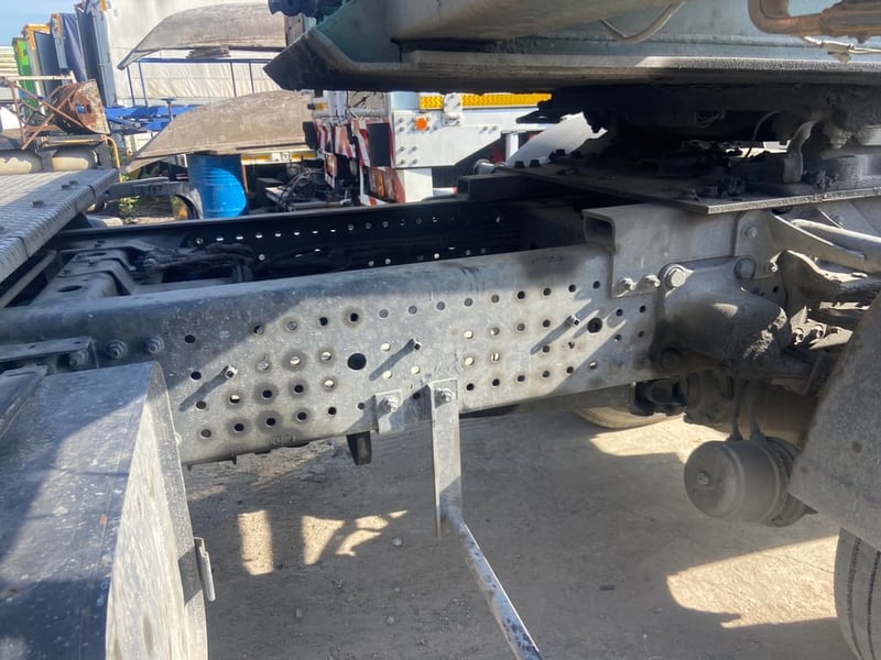 หัวลาก6ล้อฮีโน่วิคเตอร์260แรงปี60