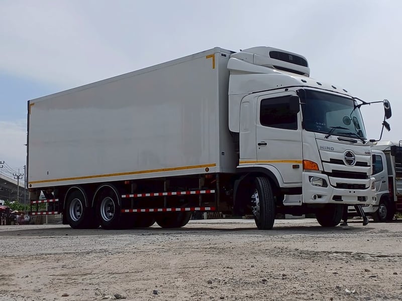 10ล้อตู้เย็น HINO VICTOR 240 แรงม้า ปี61 10ล้อตู้เย็น HINO VICTOR 240 แรงม้า ปี61
