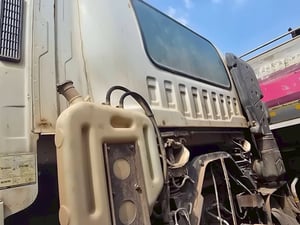 10ล้อ360อีซูซุโม่ปูน7คิวสภาพพร้อมใช้เก็บรายละเอียดนิดหน่อยใช้งานได้เลย