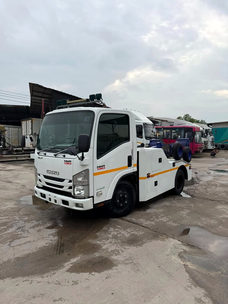 🚨 รถยก 6 ล้อ ISUZU NMR 130 แรง ปี 64 (สภาพใหม่) 🚨 รถยก 6 ล้อ ISUZU NMR 130 แรง ปี 64 (สภาพใหม่)