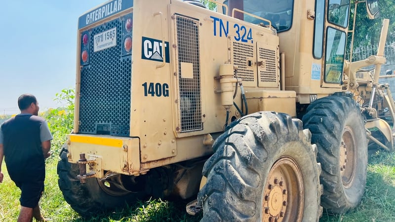 รถเกรดcat140G5MDเอกสารเล่มทะเบีบนรถสวยพร้อมใช้งานซีเรียล3700 รถเกรดcat140G5MDเอกสารเล่มทะเบีบนรถสวยพร้อมใช้งานซีเรียล3700