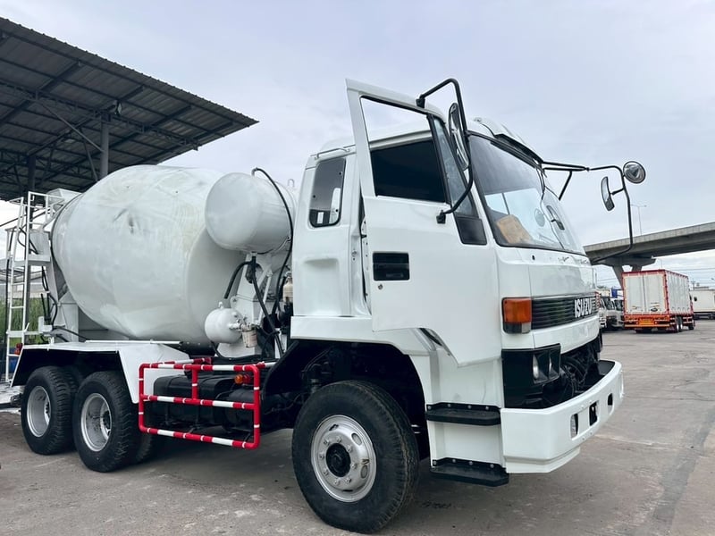 รถโม่2เพลา7คิว รถโม่2เพลา7คิว