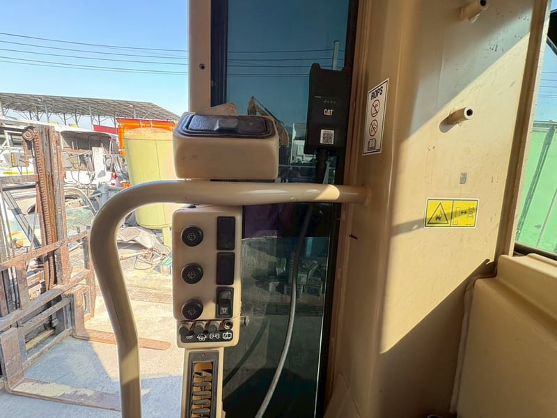 รถเกรดเดอร์ ยอดนิยม CAT 140H รหัส 2KZ อึด ถึก ทน มีเล่มทะเบียน