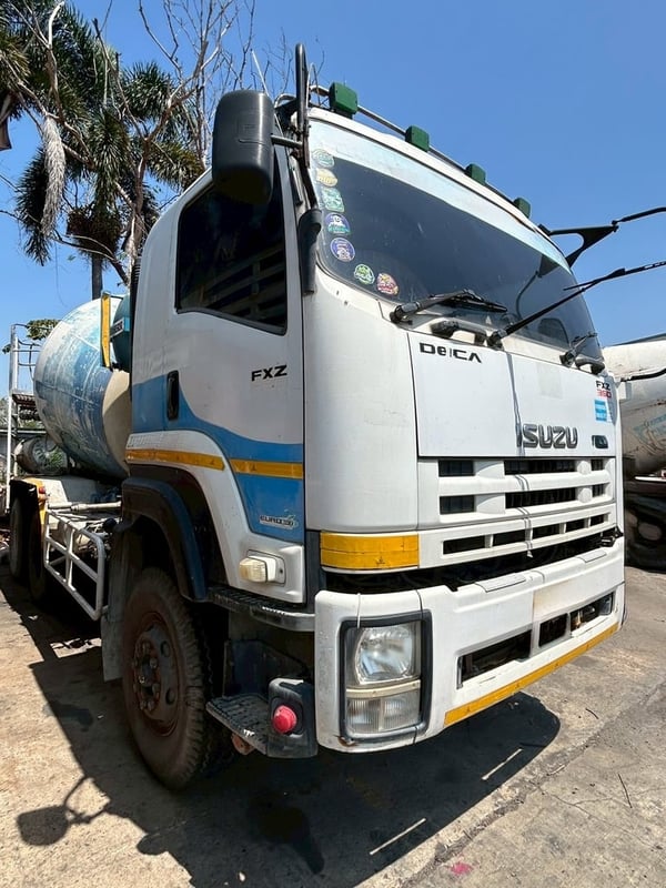 10ล้อ360อีซูซุโม่ปูน7คิวสภาพพร้อมใช้เก็บรายละเอียดนิดหน่อยใช้งานได้เลย