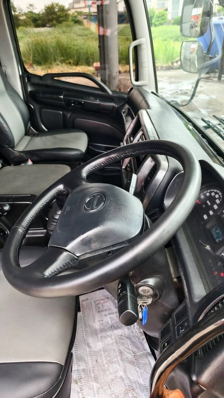 10ล้อฮีโน่วิคเตอร์ตู้10บานตู้ต่อใหม่ยางใหม่