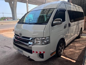 ขายรถตู้โตโยต้าคอมมูนิเตอร์
