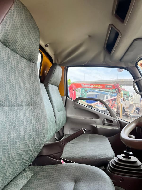 รถหกล้อดูดสิ่งปฎิกูลส้วมไขมันเครื่อง136แรง รถหกล้อดูดสิ่งปฎิกูลส้วมไขมันเครื่อง136แรง