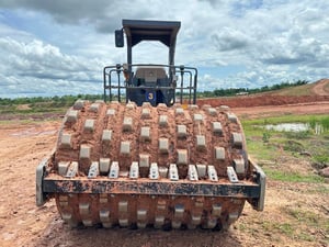 รถบดสั่นสะเทือน2เปลือก2เพลาวอลโว่สภาพดีเอกสารเล่มทะเบียน