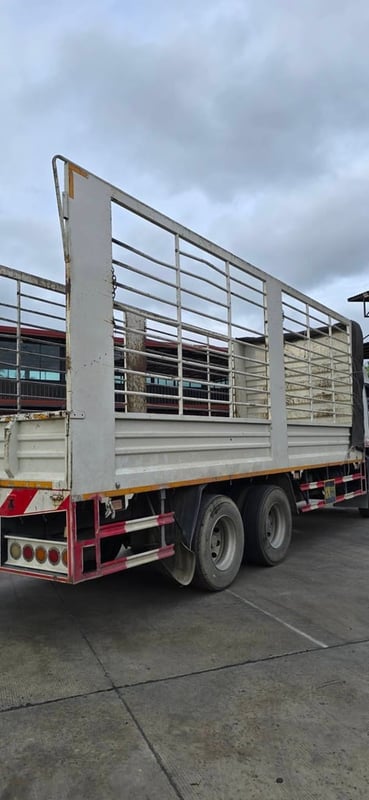 สิบล้อแปลงอีซูซุ240แรงปี65กะบะคอกสูง ลงเล่มพร้อม