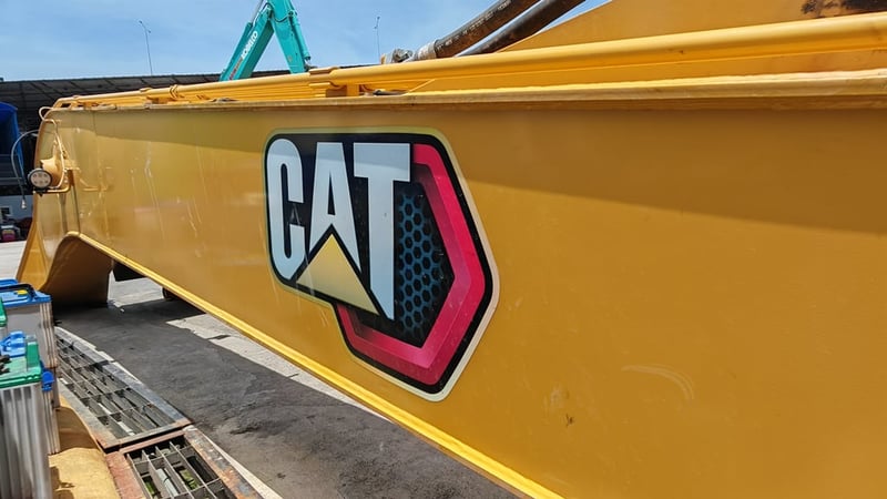 ชุดแขนยาว CAT 320D สภาพ 90 % แถมถ่วงน้ำหนักท้าย ชุดแขนยาว CAT 320D สภาพ 90 % แถมถ่วงน้ำหนักท้าย