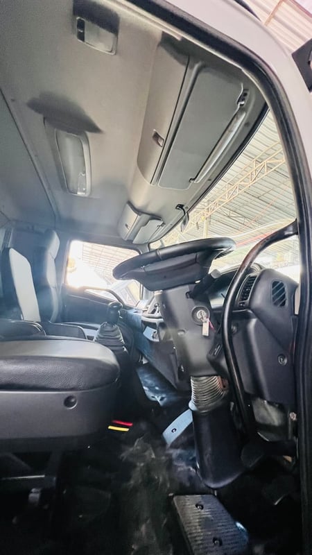 10ล้อฮีโน่วิคเตอร์สภาพพร้อมใช้ยางใหม่เก็บรายละเอียดใหม่