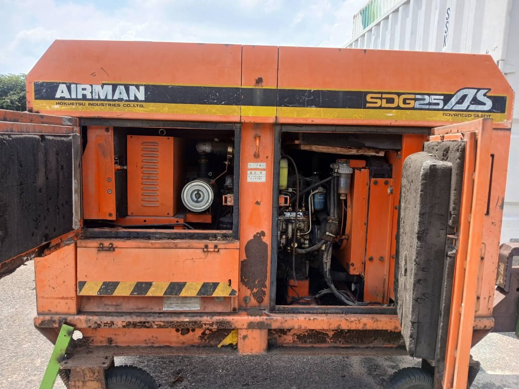เครื่องปั่นไฟAirman รุ่น SDG25S  กำลังไฟฟ้า ให้กำลังไฟฟ้าหลัก 25 kVA 