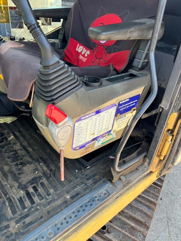 แมคโคร200-8n1โคมัสสึมีกล้องหลังสภาพเก่าเก็บ