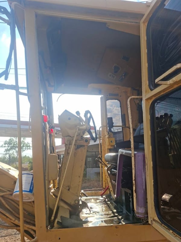 รถเกรด140G5MDสภาพรถพร้อมใช้งานเอกสารเล่มทะเบียน รถเกรด140G5MDสภาพรถพร้อมใช้งานเอกสารเล่มทะเบียน