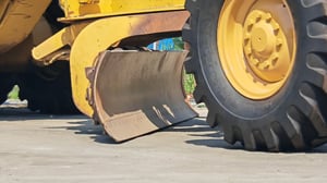 รถเกรดเดอร์ ยอดนิยม CAT 140H รหัส 2KZ อึด ถึก ทน มีเล่มทะเบียน