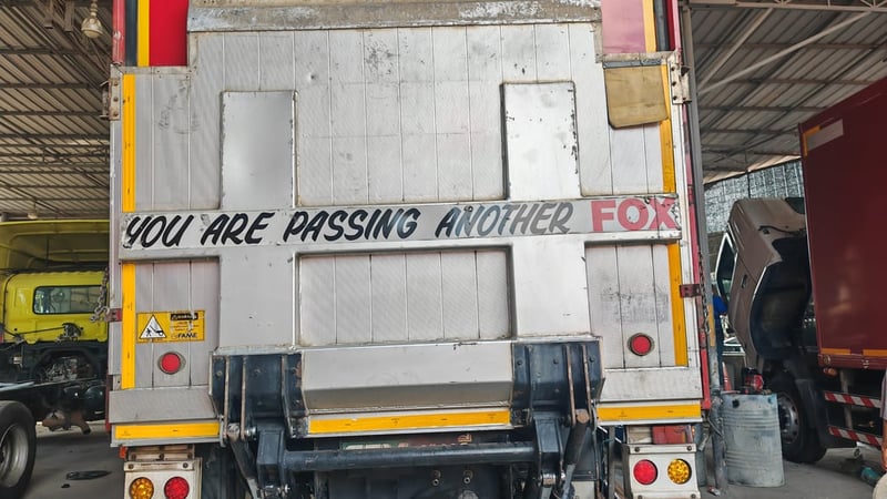 ขายลิฟท์ท้ายรถบรรทุก สภาพพร้อมใช้งาน คุ้มค่าที่สุด! 